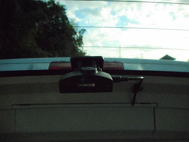 パッソ Ｘ　Ｓ　衝突回避支援システム　整備記録簿　バックモニター　盗難防止システム　１セグＴＶ　キーフリーシステム　デュアルエアバック　スマートキー　メモリナビ　ＥＳＣ　エアバック付き　パワーウィンドウ　ＡＢＳ（16枚目）