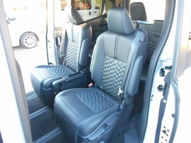 ヴォクシー ハイブリッドS-Z パワーウィンドウ テレビ インテリキー 横滑防止装置 地デジTV アクティブクルーズコントロール フルオートエアコン リアカメラ エアバッグ ABS 100V充電 アルミホイール キーレス PS(15枚目)