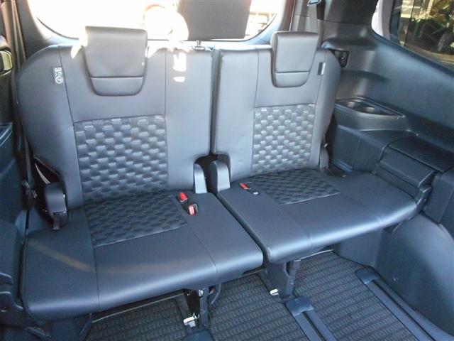 ヴォクシー ハイブリッドS-Z パワーウィンドウ テレビ インテリキー 横滑防止装置 地デジTV アクティブクルーズコントロール フルオートエアコン リアカメラ エアバッグ ABS 100V充電 アルミホイール キーレス PS(16枚目)