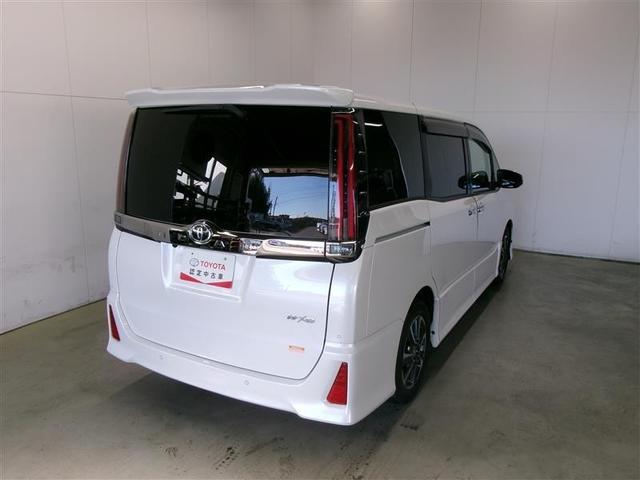 ノア Ｓｉ　ダブルバイビーＩＩＩ　バックＭ　両側オートスライドドア　イモビライザー　プリクラッシュＳ　ＬＥＤヘッドライト　キーレス　エアバッグ　オートエアコン　デュアルエアバック　１オーナー　アルミホイール　ＡＢＳ　スマートキー（4枚目）