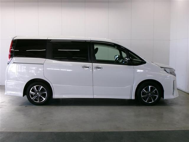 ノア Ｓｉ　ダブルバイビーＩＩＩ　バックＭ　両側オートスライドドア　イモビライザー　プリクラッシュＳ　ＬＥＤヘッドライト　キーレス　エアバッグ　オートエアコン　デュアルエアバック　１オーナー　アルミホイール　ＡＢＳ　スマートキー（6枚目）