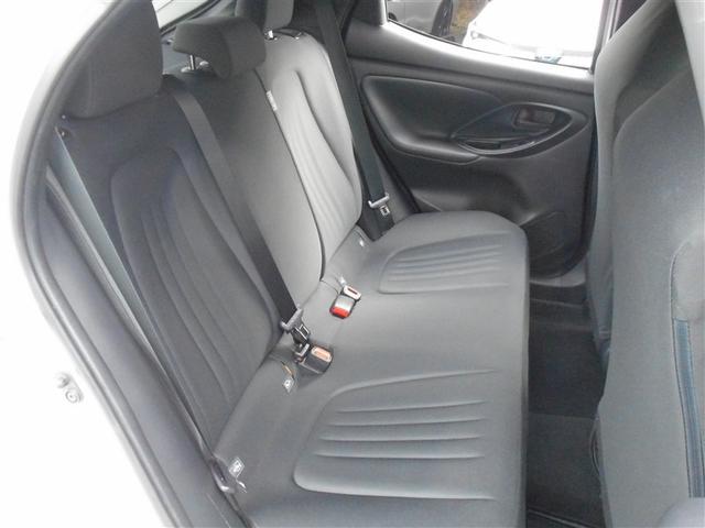 ヤリス ハイブリッドＸ　ナビ＆ＴＶ　バックモニター　ワイヤレスキー　ＡＢＳ　オートクルーズ　フルセグ　Ｗエアバック　パワーウィンドウ　オートエアコン　ＥＴＣ　エアバック　メモリーナビ　パワーステアリング　衝突被害軽減装置（15枚目）