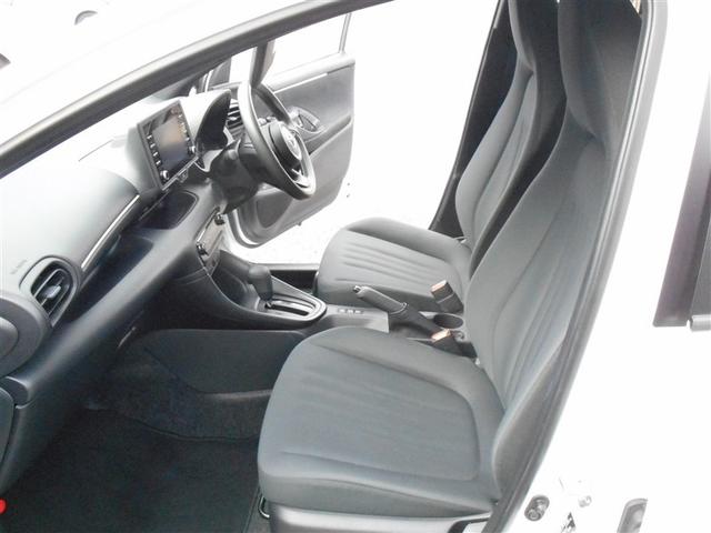 ヤリス ハイブリッドＸ　ナビ＆ＴＶ　バックモニター　ワイヤレスキー　ＡＢＳ　オートクルーズ　フルセグ　Ｗエアバック　パワーウィンドウ　オートエアコン　ＥＴＣ　エアバック　メモリーナビ　パワーステアリング　衝突被害軽減装置（16枚目）