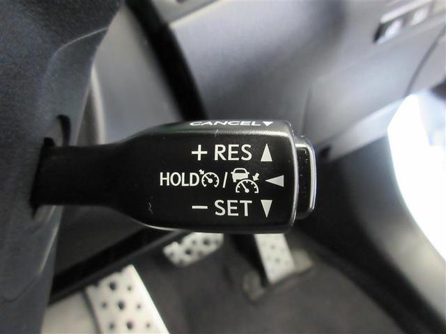 ＲＸ ＲＸ４５０ｈ　Ｆスポーツ　アイドリングストップ　パノラマガラスルーフ　オートエアコン　バックモニター　ＡＢＳ　盗難防止装置　パワステ　ＥＴＣ車載器　エアバッグ　ＤＶＤ再生　革　地デジ　横滑り防止　アルミホイール　キーレスゴー（11枚目）
