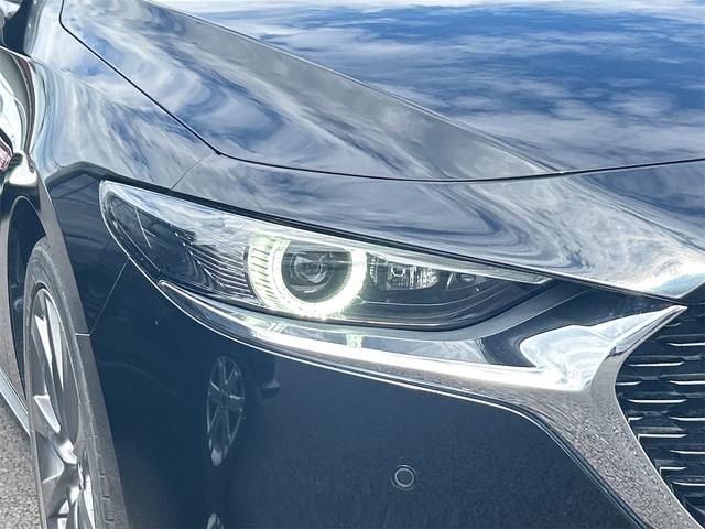 ＭＡＺＤＡ３セダン 　２０Ｓ　ＥＴＣ　クリアランスソナー　レーンアシスト　オートクルーズコントロール　全周囲カメラ　ナビ　アルミホイール　オートマチックハイビーム　オートライト　ＬＥＤヘッドランプ　ＡＴ（34枚目）