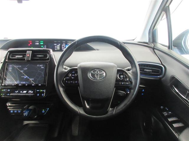 プリウス Ｓツーリングセレクション　黒革シート　バックモニタ　オ－トエアコン　ＬＥＤランプ　エアバック　サイドエアバック　メモリ－ナビ　助手席エアバック　アルミ　ナビ　ＡＢＳ　プリクラッシュブレーキ（4枚目）