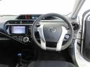 アクア Ｓ　ナビ付き　両席エアバッグ　バックモニタ　ＡＴエアコン　運転席エアバッグ　パワーウインドー　パワステ　ＡＢＳ　メモリ－ナビ（4枚目）