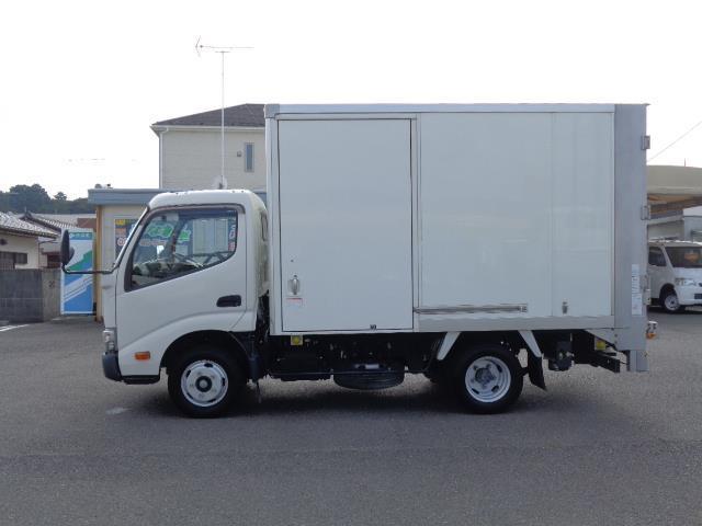 ダイナトラック ２Ｔ　Ｔ　アルミバン　リフト（3枚目）