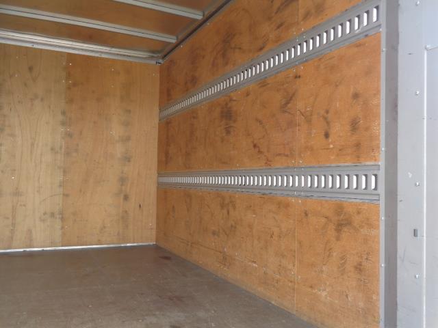 ダイナトラック ２Ｔ　Ｔ　アルミバン　リフト（9枚目）