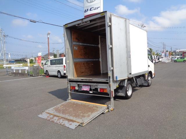 ダイナトラック ２Ｔ　Ｔ　アルミバン　リフト（10枚目）