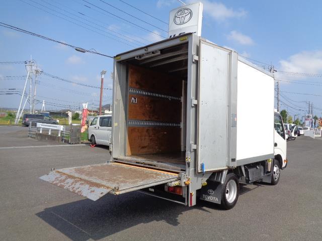 ダイナトラック ２Ｔ　Ｔ　アルミバン　リフト（11枚目）