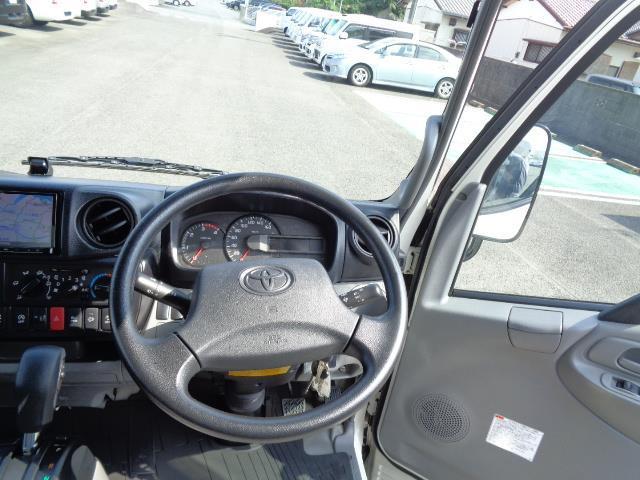 ダイナトラック ２Ｔ　Ｔ　アルミバン　リフト（12枚目）