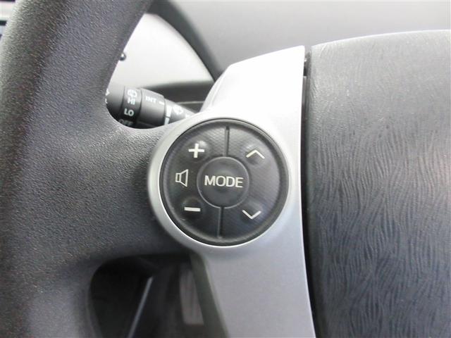 プリウス Ｓ　アルミ付き　スマキー　運転席助手席エアバック　キーレスエントリ　バックモニター付き　ＡＴエアコン　ＥＴＣ付き　イモビ　サイドカーテンエアバック　ＤＶＤ視聴　エアＢ　ＡＢＳ　パワーステアリング　メモナビ（9枚目）