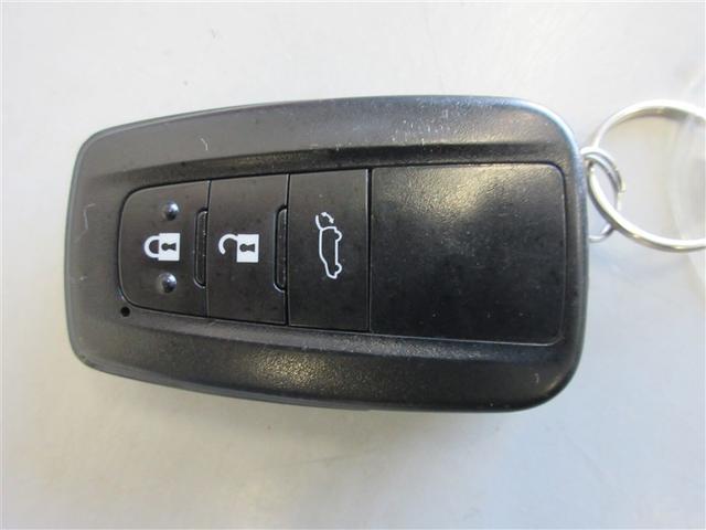 カローラクロス ハイブリッド　Ｚ　ドライブレコーダ　プリクラッシュセーフティシステム　キーレスエントリー　アイドリングストップ　本革　ＡＡＣ　メディアプレイヤー接続　サイドエアバック　ＬＥＤヘッドライト　アルミホイール　ナビ　ＥＴＣ（17枚目）