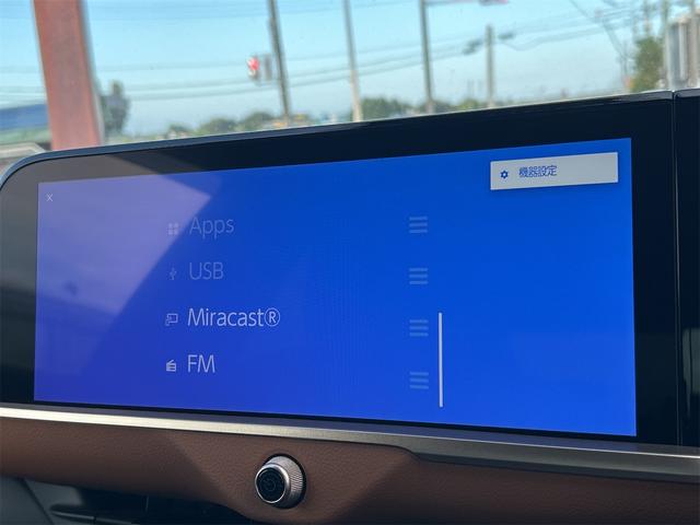 クラウンクロスオーバー ＲＳアドバンスド　４ＷＤ　バックカメラ　クリアランスソナー　オートクルーズコントロール　レーンアシスト　パワーシート　衝突被害軽減システム　サンルーフ　ナビ　ＴＶ　オートマチックハイビーム　オートライト（34枚目）
