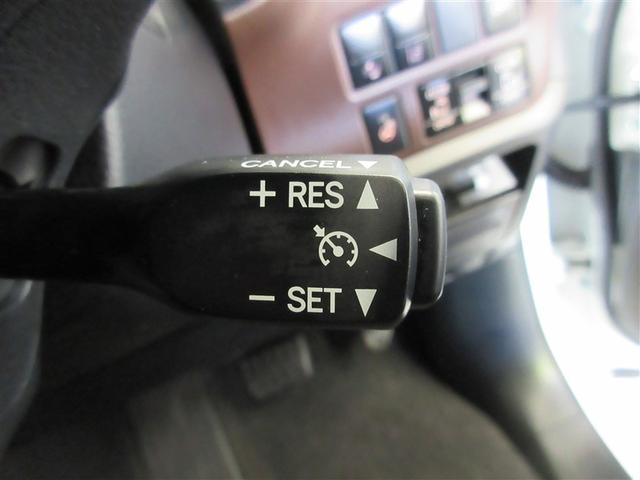 �������H�ŕ֗��ȃN���[�Y�R���g���[���@�\���t���Ă��܂���B���x��ݒ肷��ƃA�N�Z���𓥂܂Ȃ��Ă����̑��x�ő��邱�Ƃ��ł���̂ő����x�܂��鎖���ł��܂��ˁB