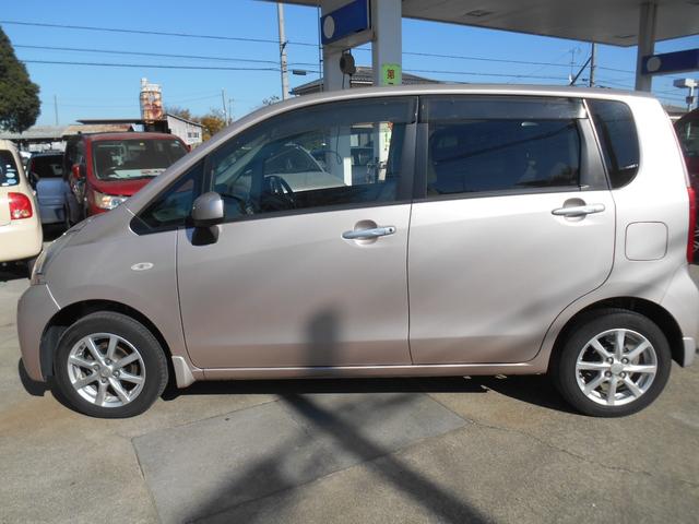 ステラ Ｌリミテッド　スマートキー・プッシュスタート・ラジオ・エアコン・ＣＤ・開錠ボタン・電動格納ミラー・エコモード・エコアイドリング・（5枚目）