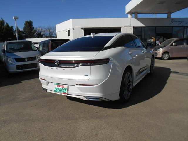 クラウンクロスオーバー Gレザーパッケージ スマートキー・プッシュスタート・ラジオ・エアコン・ナビ・Bluetooth・ETC・バックカメラ・電動格納ミラー・(8枚目)