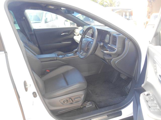 クラウンクロスオーバー Gレザーパッケージ スマートキー・プッシュスタート・ラジオ・エアコン・ナビ・Bluetooth・ETC・バックカメラ・電動格納ミラー・(34枚目)