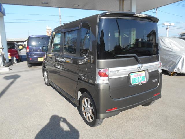 タント カスタムX スマートキー・ラジオ・エアコン・ナビ・CD・DVD・Bluetooth・ETC・電動格納ミラー(8枚目)