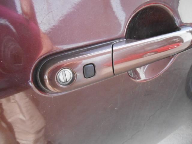 アルトラパン Ｇ　スマートキー・ラジオ・エアコン・ＴＶ・ナビ・ＣＤ・ＤＶＤ・ＥＴＣ・開錠ボタン（20枚目）