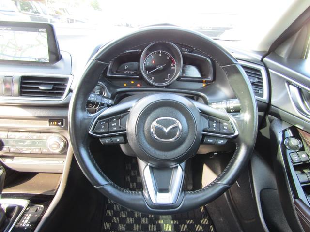 当社にてタイヤ交換も承っております●新品タイヤから中古タイヤやスタッドレスタイヤ等も当社でお安く承りますよ●もちろん社外アルミホイールの取付も承っております●お気軽に当店スタッフまでご相談下さいね●