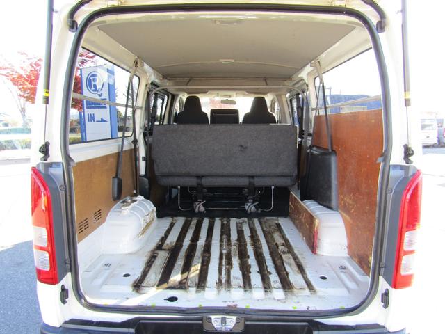 ハイエースバン ロングＤＸ　フルタイム４ＷＤ　メモリーナビ（17枚目）