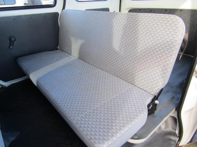 ハイゼットカーゴ スペシャル　パートタイム４ＷＤ　５速マニュアル（16枚目）