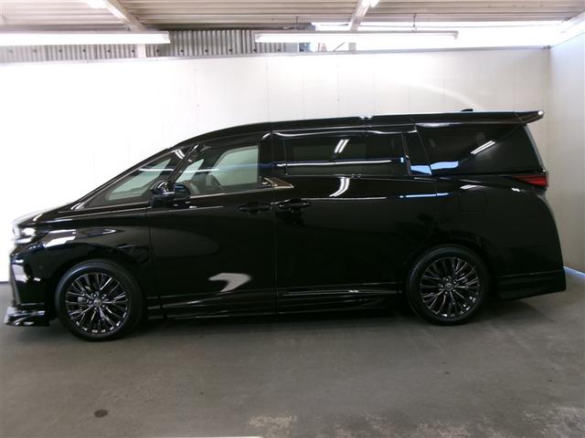 ヴェルファイアハイブリッド Z プレミア 革シート サンルーフ フルセグ メモリーナビ ミュージックプレイヤー接続可 後席モニター バックカメラ 衝突被害軽減システム ETC ドラレコ 両側電動スライド LEDヘッドランプ 乗車定員7人(2枚目)