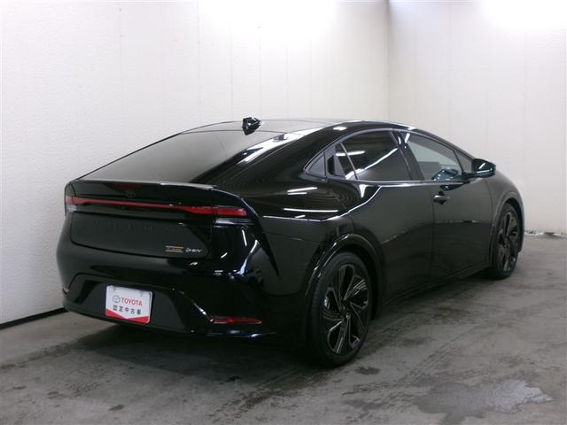 プリウス Z サンルーフ フルセグ メモリーナビ ミュージックプレイヤー接続可 バックカメラ 衝突被害軽減システム ETC ドラレコ LEDヘッドランプ 記録簿 アイドリングストップ(3枚目)