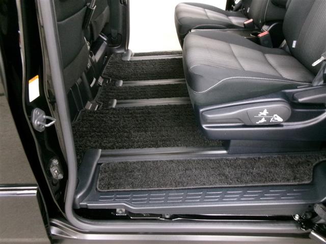 ヴォクシー ハイブリッドZS 煌 フルセグ メモリーナビ DVD再生 ミュージックプレイヤー接続可 後席モニター バックカメラ 衝突被害軽減システム ETC ドラレコ 両側電動スライド LEDヘッドランプ 乗車定員7人 3列シート(11枚目)