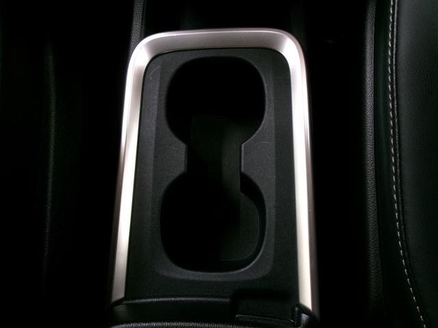 ノア ハイブリッドS-Z フルセグ メモリーナビ DVD再生 ミュージックプレイヤー接続可 バックカメラ 衝突被害軽減システム ETC ドラレコ LEDヘッドランプ 乗車定員7人 3列シート 記録簿 アイドリングストップ(22枚目)