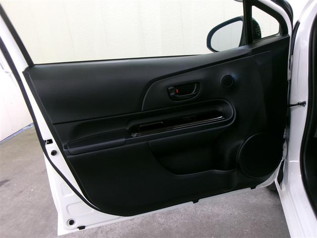 アクア Ｓスタイルブラック　フルセグ　メモリーナビ　ＤＶＤ再生　ミュージックプレイヤー接続可　バックカメラ　衝突被害軽減システム　ドラレコ　記録簿　アイドリングストップ（9枚目）