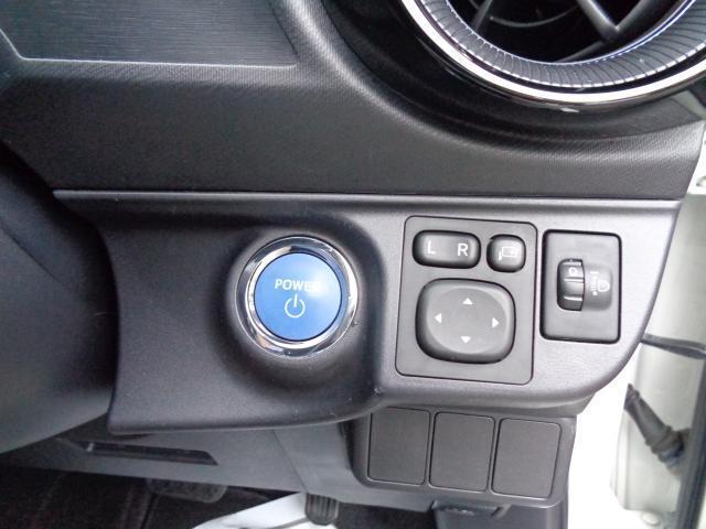 アクア S パワーウィンドー ナビ オートライト スマートキ キーレスエントリーキー リアカメラ オートエアコン WエアB パワーステアリング エアーバッグ ABS メモリーナビゲーション(14枚目)