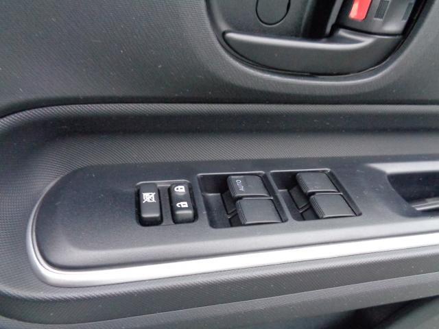 アクア S パワーウィンドー ナビ オートライト スマートキ キーレスエントリーキー リアカメラ オートエアコン WエアB パワーステアリング エアーバッグ ABS メモリーナビゲーション(18枚目)