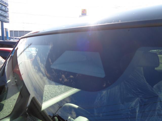 N-BOXカスタム ベースグレード CMBS アルミホイール オートエアコン スマートキ LED バックカメラ パワーステアリング エアバッグ パワーウインドウ オートライト フリーキー 両側スライド片側電動ドア ABS(4枚目)