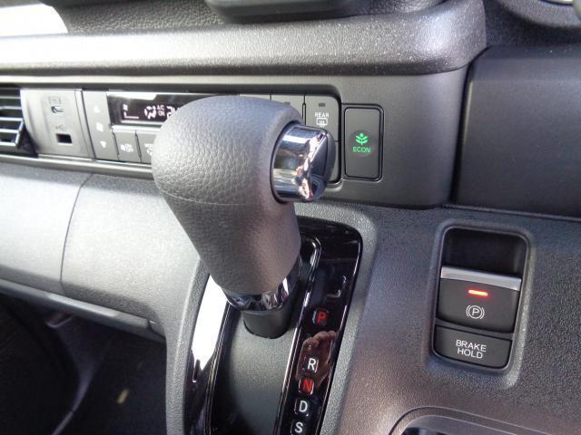 N-BOXカスタム ベースグレード CMBS アルミホイール オートエアコン スマートキ LED バックカメラ パワーステアリング エアバッグ パワーウインドウ オートライト フリーキー 両側スライド片側電動ドア ABS(13枚目)