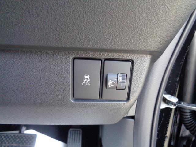 N-BOXカスタム ベースグレード CMBS アルミホイール オートエアコン スマートキ LED バックカメラ パワーステアリング エアバッグ パワーウインドウ オートライト フリーキー 両側スライド片側電動ドア ABS(17枚目)