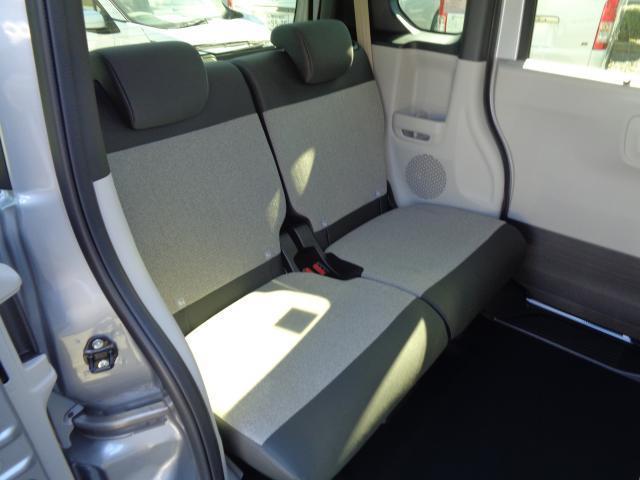 Ｎ－ＢＯＸ ベースグレード　衝突軽減システム　スマートキ－　オートクルーズ　ＬＥＤヘッドライト　キーフリー　パワーステアリング　オートエアコン　リアカメラ　Ｗエアバック　パワーウィンドウ　運転席エアバッグ　ＡＢＳ　オートライト（8枚目）