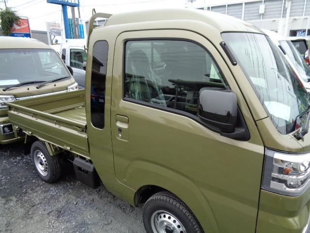 ハイゼットトラック ジャンボエクストラ　スマ－トキー　ＰＳ　ＰＷ　ＬＥＤヘットライト　リモコンキー　スーパーデフロック　パートタイム４ＷＤ　エアバック　オートライト　ＡＢＳ　アイドリングストップ機能　衝突警告（7枚目）