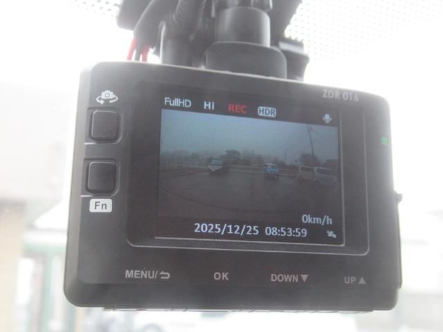 �O��h���C�u���R�[�_�[�������K���i�ł��ˁ�