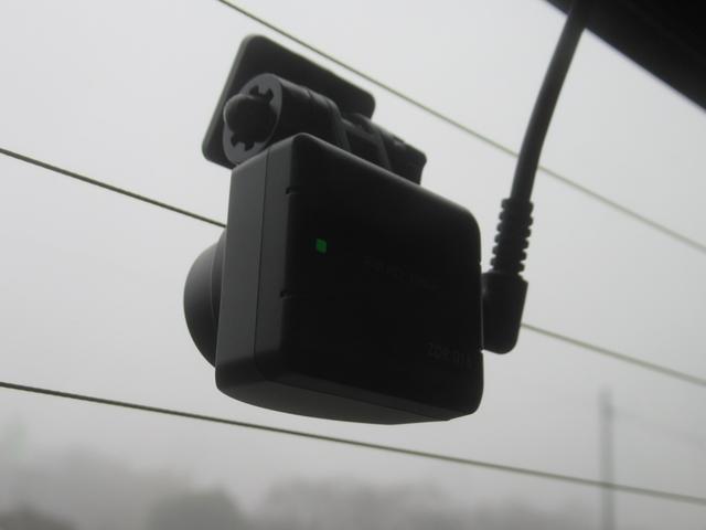 �O��h���C�u���R�[�_�[�������K���i�ł��ˁ�