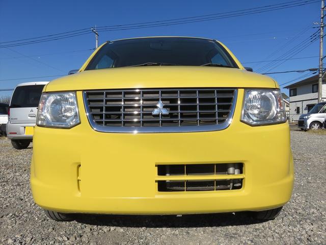 ｅＫワゴン ジョイフィールド　５速マニュアルミッション　盗難防止システム　衝突安全ボディ　ヘッドライトレベライザー　電動格納式ミラー　キーレスキー　分割可倒式リアシート　ＵＶカットガラス（7枚目）