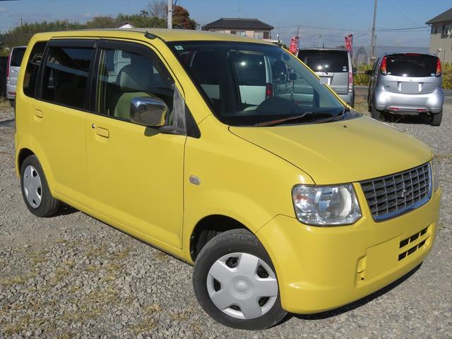 ｅＫワゴン ジョイフィールド　５速マニュアルミッション　盗難防止システム　衝突安全ボディ　ヘッドライトレベライザー　電動格納式ミラー　キーレスキー　分割可倒式リアシート　ＵＶカットガラス（9枚目）