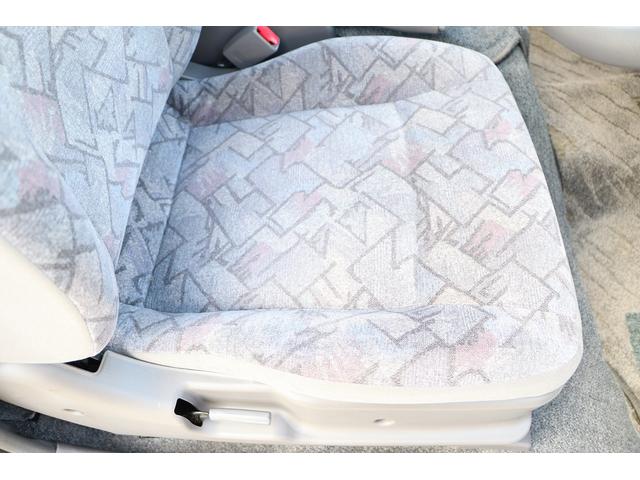 4WD ファーストカスタム製ブランエクスプレス ETC キーレス サブバッテリー 走行充電 外部電源・充電 シンク 冷蔵庫 FFヒーター ベンチレーター サイドオーニング 1オーナー(43枚目)