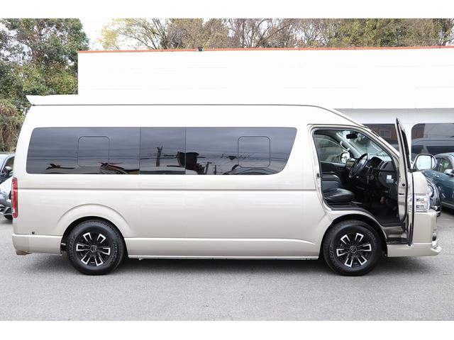 4WD ビークル製ベッセルJ ナビ ETC Bカメラ フリップダウンモニター ツインサブ 走行充電 外部充電電源 インバーター 冷蔵庫 電子レンジ FFヒーター オーニング スーパーチャージャー(21枚目)