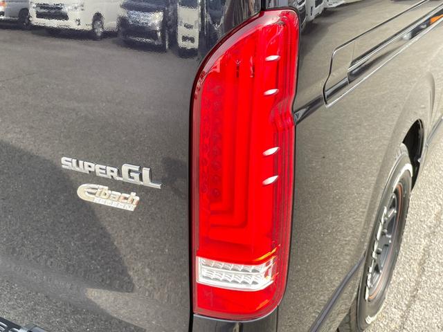 スーパーGL ダークプライム Kワークス製オーロラエクスクルーシブ ナビ 後席モニター 全方位カメラ セーフティセンス リチウムサブBT ソーラー 外部充電 インバーター シンク コンロ 冷蔵庫 レンジ FF エアコン 1オーナー(36枚目)