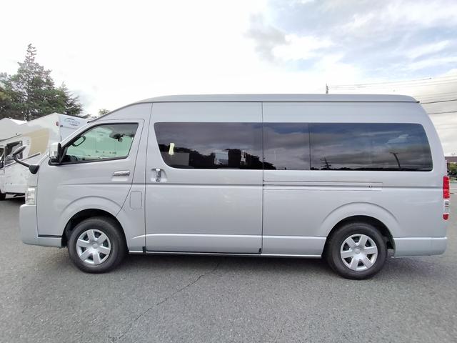 4WD カーセールスヤッコ BRAVO パノラミックビュー セーフティーセンス 電動スライド リチウムサブバッテリー CTEK走行充電 外部充電・電源 シンク 冷蔵庫 FF エアコン 寒冷地仕様(25枚目)