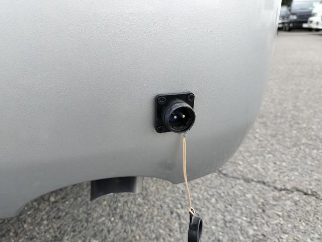 4WD カーセールスヤッコ BRAVO パノラミックビュー セーフティーセンス 電動スライド リチウムサブバッテリー CTEK走行充電 外部充電・電源 シンク 冷蔵庫 FF エアコン 寒冷地仕様(39枚目)