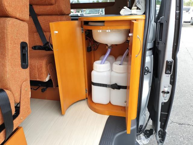 4WD カーセールスヤッコ BRAVO パノラミックビュー セーフティーセンス 電動スライド リチウムサブバッテリー CTEK走行充電 外部充電・電源 シンク 冷蔵庫 FF エアコン 寒冷地仕様(72枚目)